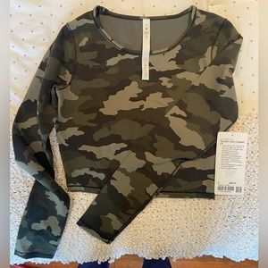 Lululemon cropped wunder train long sleeve